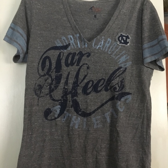 Tops - NC Tar Heels shirt